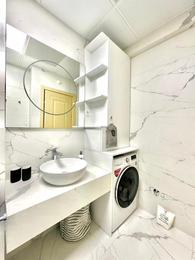 Feel The Spirit Apartment Будва Екстер'єр фото