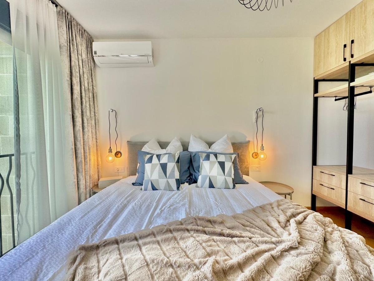 Feel The Spirit Apartment Будва Екстер'єр фото